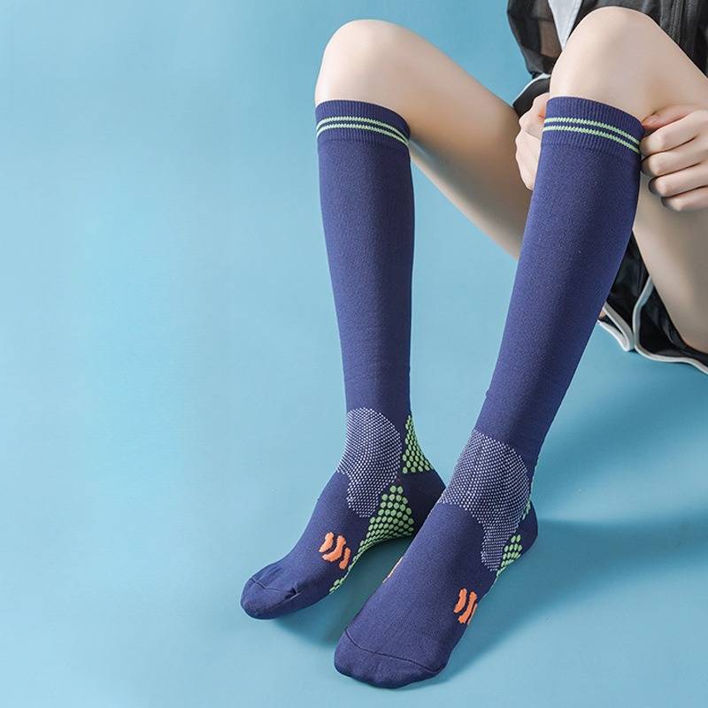 レディース高圧フィットネスソックス ランニング ヨガ 縄跳び - Sports Socks のレビューと価格