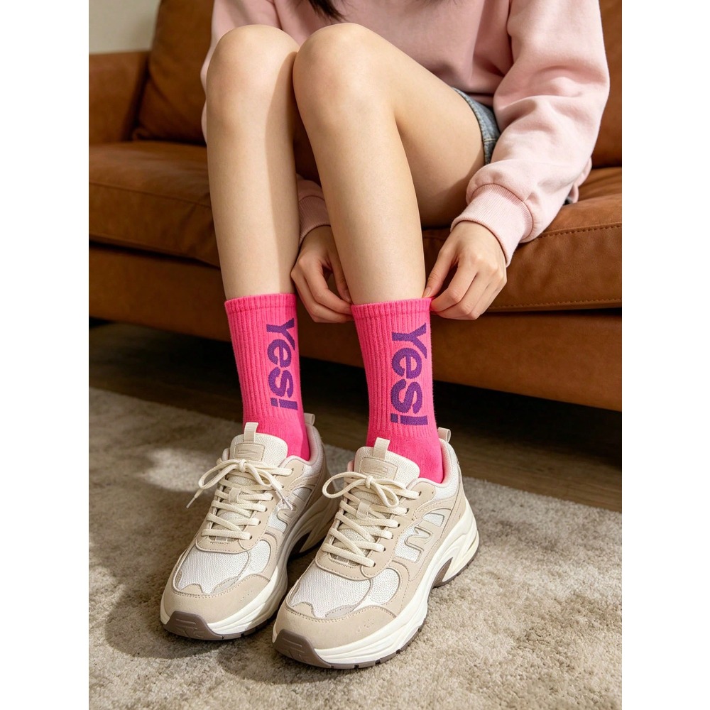 1/4 ペアの蛍光文字パターンソックス、通気性のあるスポーツ - Sports Socks のレビューと価格